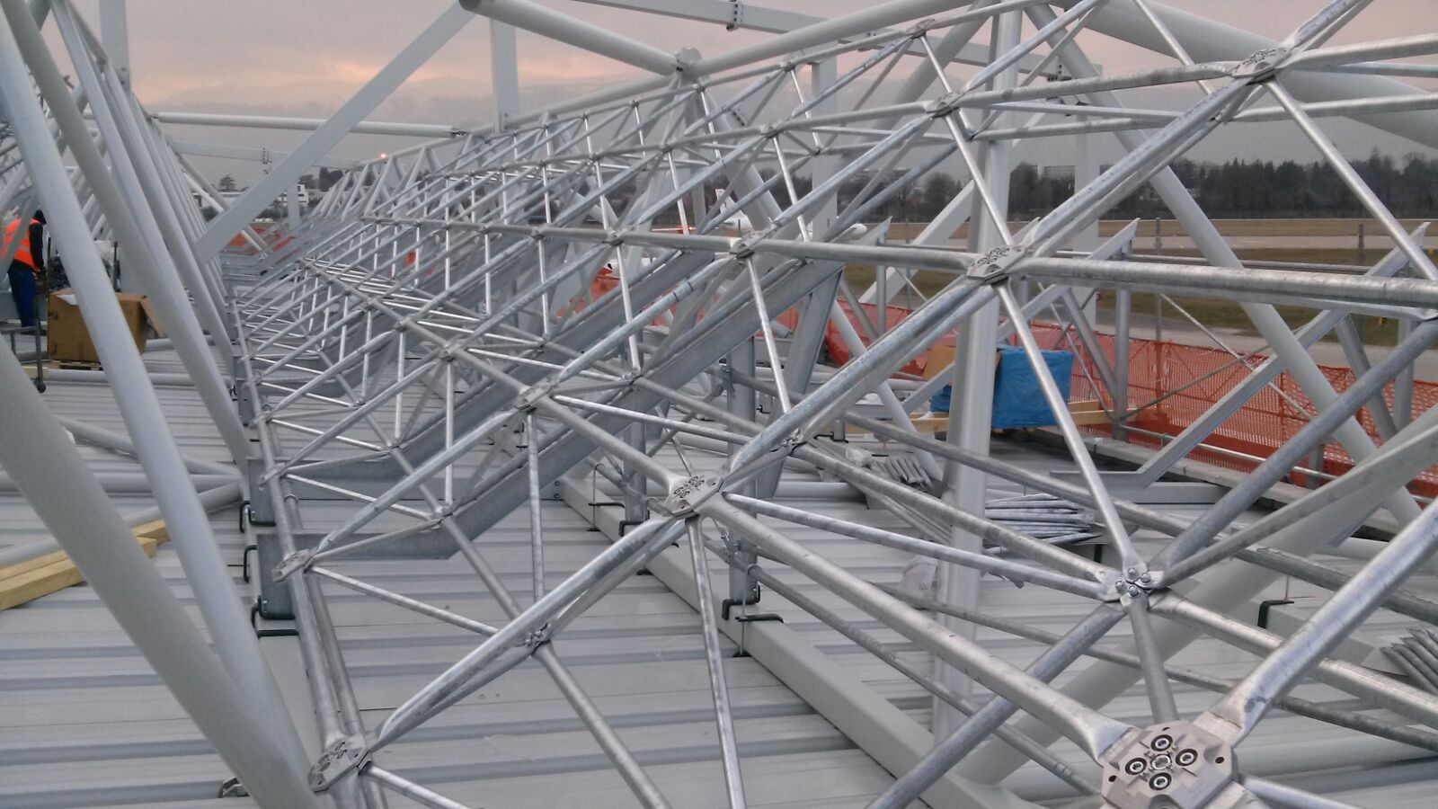 Fotovoltaico-Aeroporto-Ginevra-2