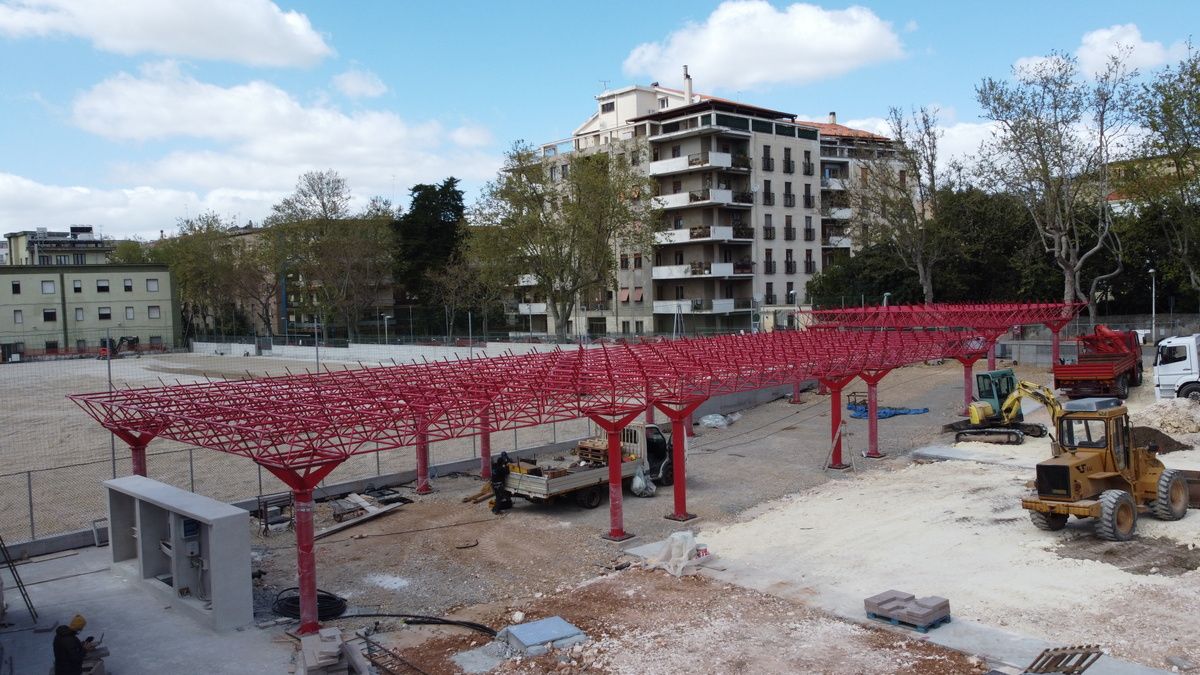 Pensilina-fotovoltaica-6